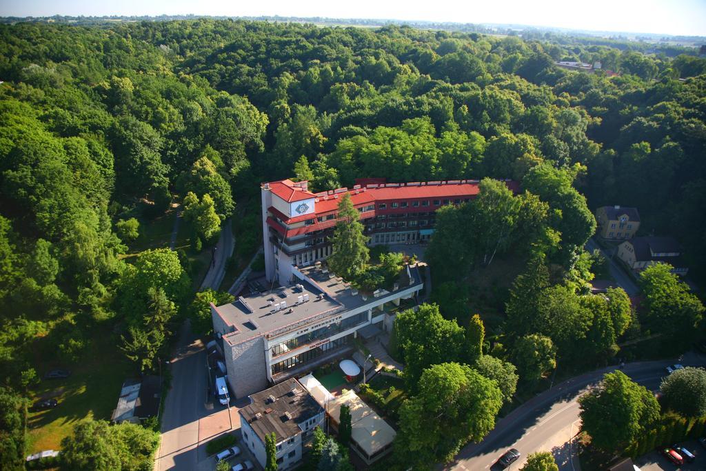 Csw Energetyk Hotel Nałęczów Exterior foto